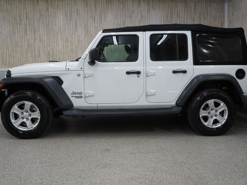 Used 2018 Jeep Wrangler Unlimited Sport S image 5