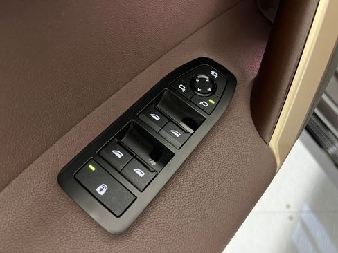 Used 2026 BMW iX xDrive45 image 12