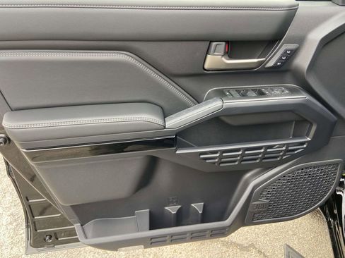 New 2026 Toyota 4Runner Limited image 13