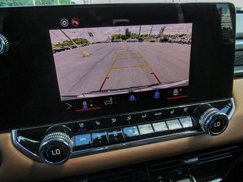 New 2025 GMC Canyon AT4 w/ Nightfall Edition image 23