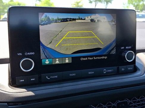 Used 2025 Honda Accord LX image 17