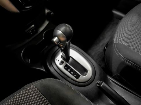 Used 2019 Nissan Versa SV FWD image 28