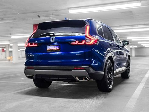 Used 2023 Honda CR-V Sport image 6