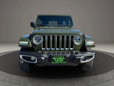 Used 2021 Jeep Wrangler Unlimited Sahara w/ Cold Weather Group AWD/4WD image 3