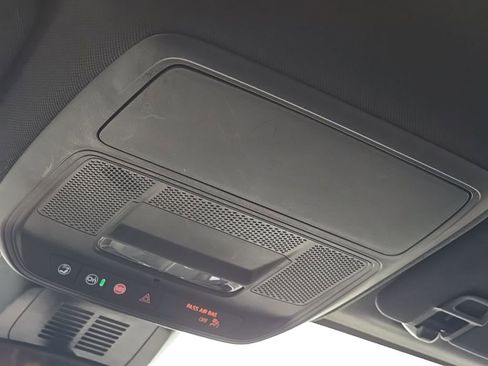 Used 2025 Chevrolet Equinox LT FWD image 26