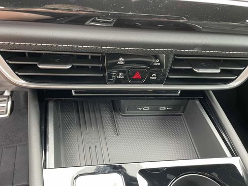 New 2026 Volkswagen Atlas Cross Sport SEL Premium R-Line AWD/4WD image 25