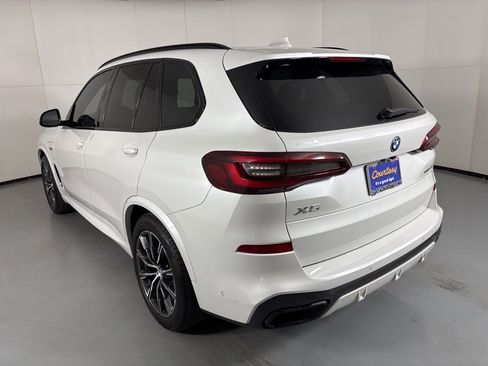 Used 2022 BMW X5 xDrive45e w/ M Sport Package image 6