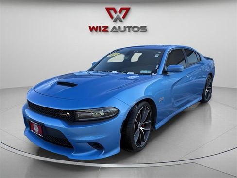 Used 2015 Dodge Charger R/T Scat Pack image 1