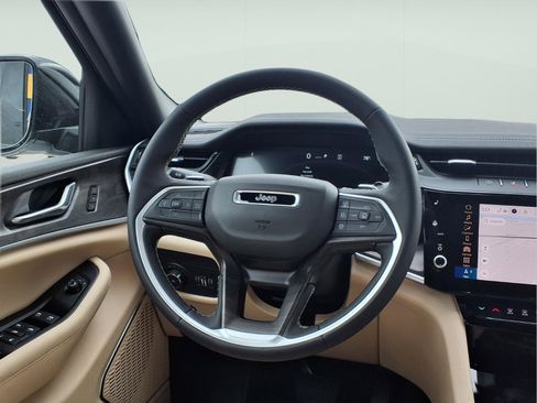New 2026 Jeep Grand Cherokee L Limited RWD image 12