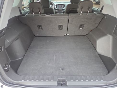 Used 2020 GMC Terrain SLE image 30