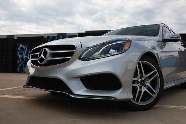 Used 2014 Mercedes-Benz E 350 4MATIC Wagon image 30
