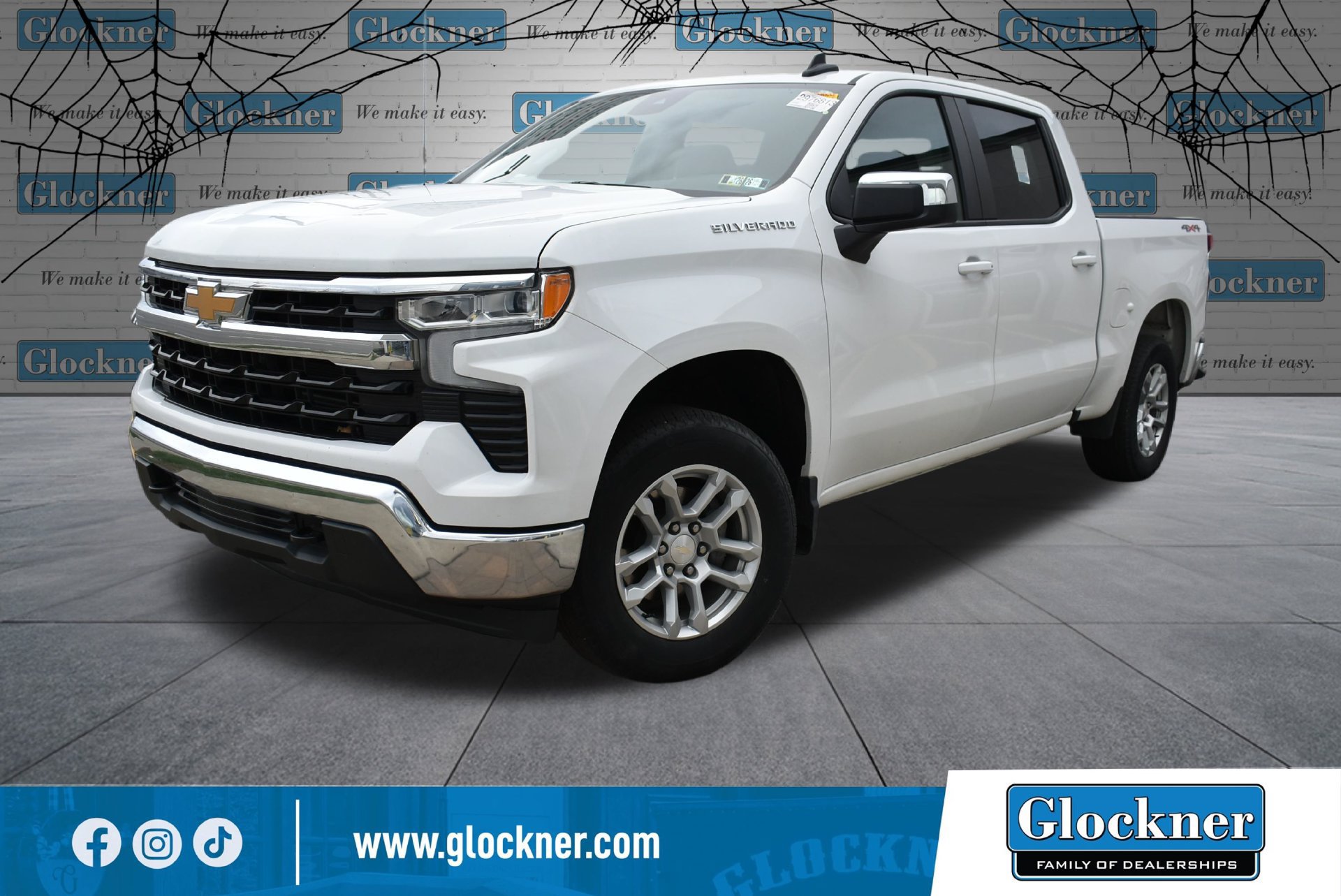 Used 2024 Chevrolet Silverado 1500 LT AWD/4WD image 9