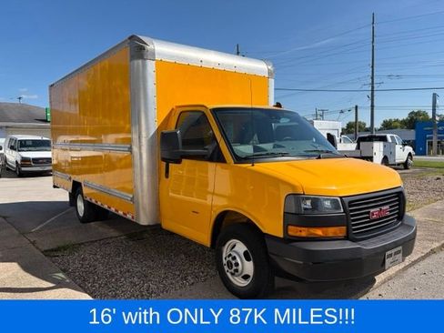 Used 2021 GMC Savana 3500 Extended w/ Power Convenience Package RWD image 3