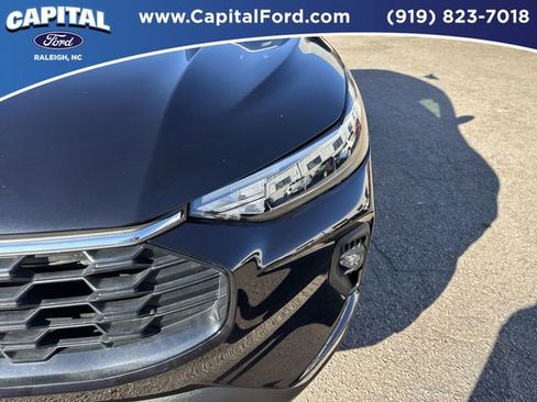 Certified 2025 Ford Escape ST-Line Elite w/ Tech Pack #1 image 11