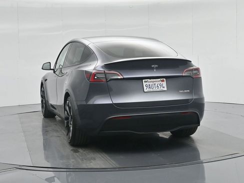 Used 2022 Tesla Model Y Performance image 24