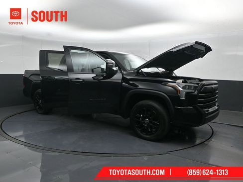 Used 2024 Toyota Tundra Limited AWD/4WD image 61