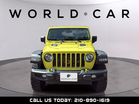 Used 2022 Jeep Wrangler Rubicon w/ Cold Weather Group AWD/4WD image 16
