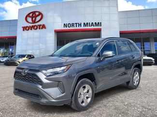 Used 2025 Toyota RAV4 XLE video 2