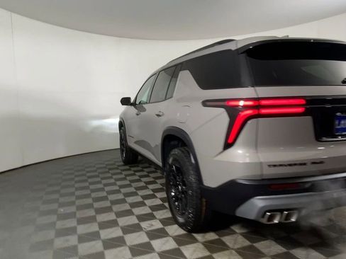 New 2026 Chevrolet Traverse Z71 w/ Enhanced Driving Package image 8