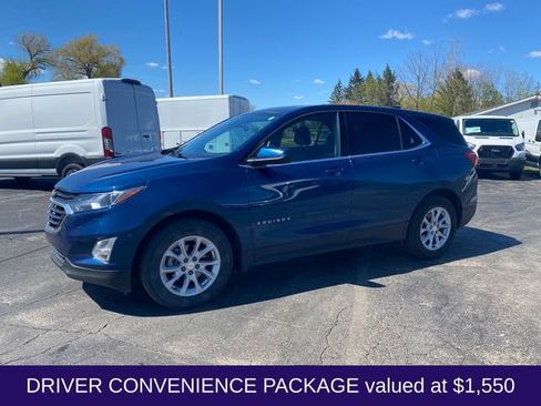 Used 2020 Chevrolet Equinox LT w/ Driver Convenience Package FWD image 2
