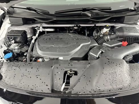 Certified 2026 Honda Odyssey Touring image 30