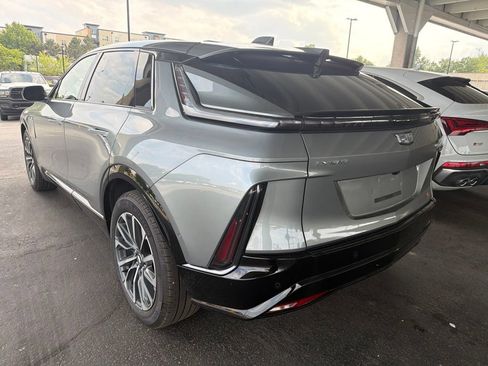 Certified 2024 Cadillac Lyriq Sport w/ LPO, Floor Liner Package AWD/4WD image 6