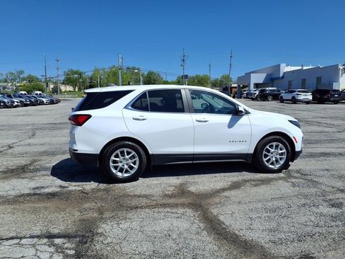 Used 2023 Chevrolet Equinox LT FWD image 12