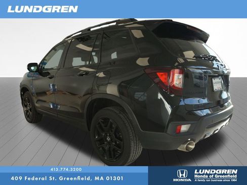 Used 2024 Honda Passport Black Edition image 6