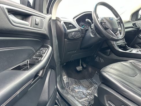 Used 2019 Ford Edge Titanium w/ Equipment Group 301A image 14