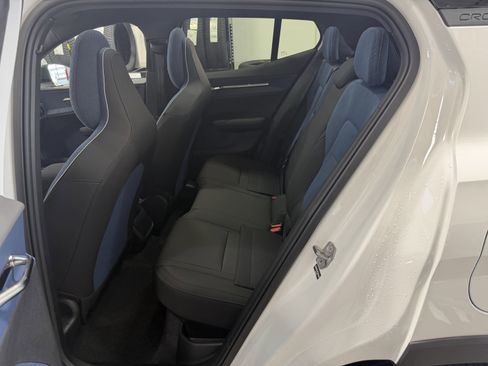 New 2026 Volvo EX30 Cross Country Ultra w/ Protection Package Premier image 20