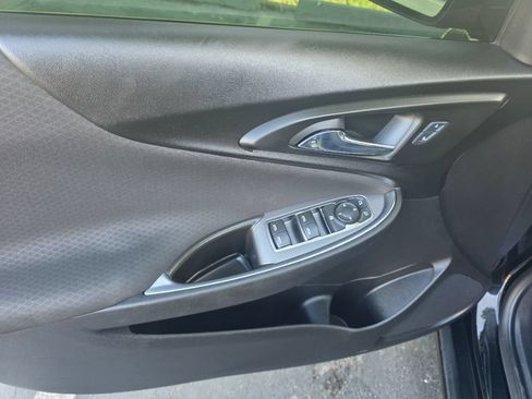 Used 2016 Chevrolet Malibu LT FWD image 21