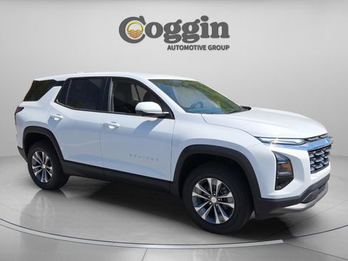 New 2026 Chevrolet Equinox LT w/ Convenience Package II FWD image 7