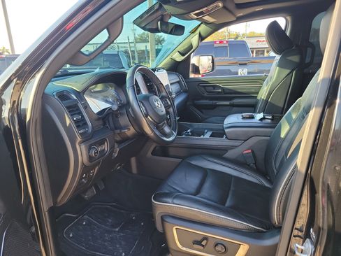 Used 2021 RAM 1500 Limited w/ Body Color Bumper Group image 21