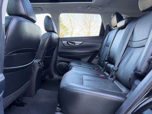 Used 2016 Nissan Rogue SL w/ SL Premium Package AWD/4WD image 14