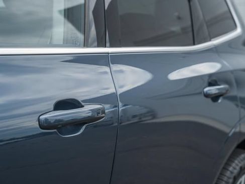 Certified 2022 Volvo XC60 B5 Inscription AWD/4WD image 17