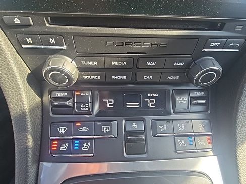 Used 2022 Porsche 718 Boxster S w/ Premium Package image 39