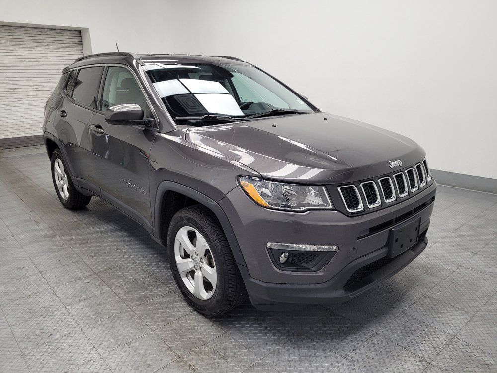 Used 2019 Jeep Compass Latitude w/ Popular Equipment Group AWD/4WD image 13