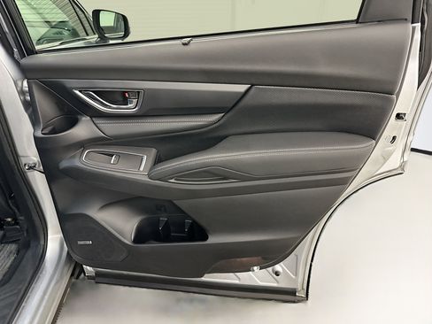 Used 2023 Subaru Ascent Limited w/ Technology Package image 34