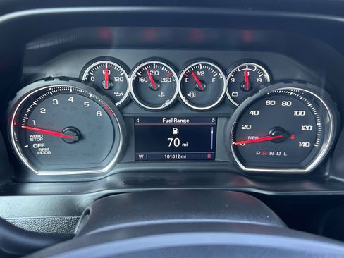 Used 2021 Chevrolet Silverado 1500 LT RWD image 25