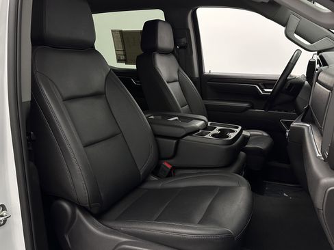 Used 2025 GMC Sierra 1500 SLT RWD image 38