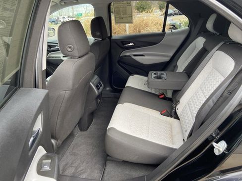 Used 2023 Chevrolet Equinox LS w/ LS Convenience Package image 45