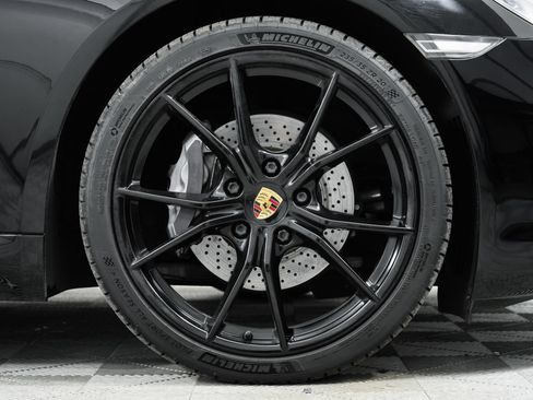 Used 2021 Porsche 718 Boxster RWD image 42