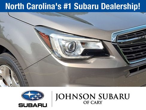 Used 2018 Subaru Forester 2.5i Touring AWD/4WD image 30