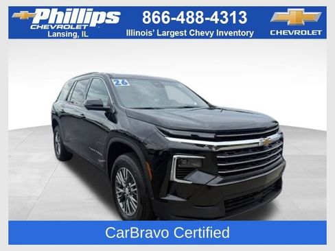 Used 2026 Chevrolet Traverse LT w/ Driver Confidence Package FWD image 1