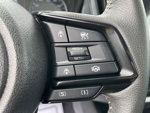 Used 2025 Subaru Forester Premium AWD/4WD image 16
