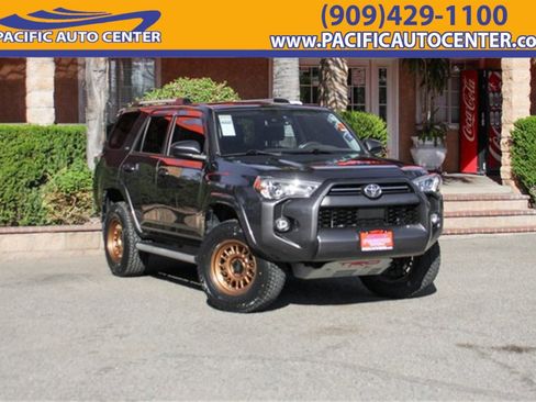 Used 2022 Toyota 4Runner SR5 image 1