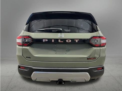 New 2026 Honda Pilot TrailSport image 4