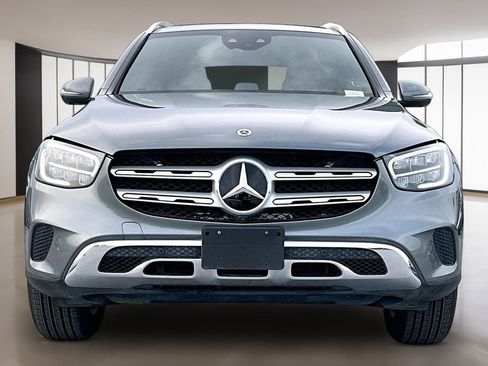 Used 2021 Mercedes-Benz GLC 300 4MATIC image 2