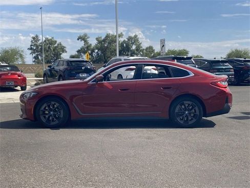 Used 2025 BMW i4 eDrive40 image 9