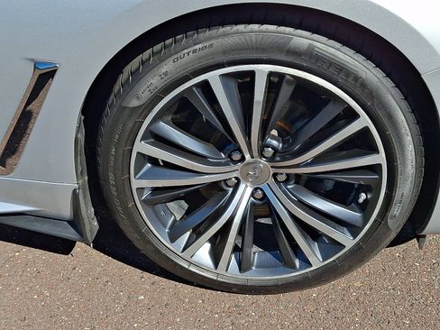 Used 2019 INFINITI Q60 3.0t Luxe w/ Essential Package AWD/4WD image 8